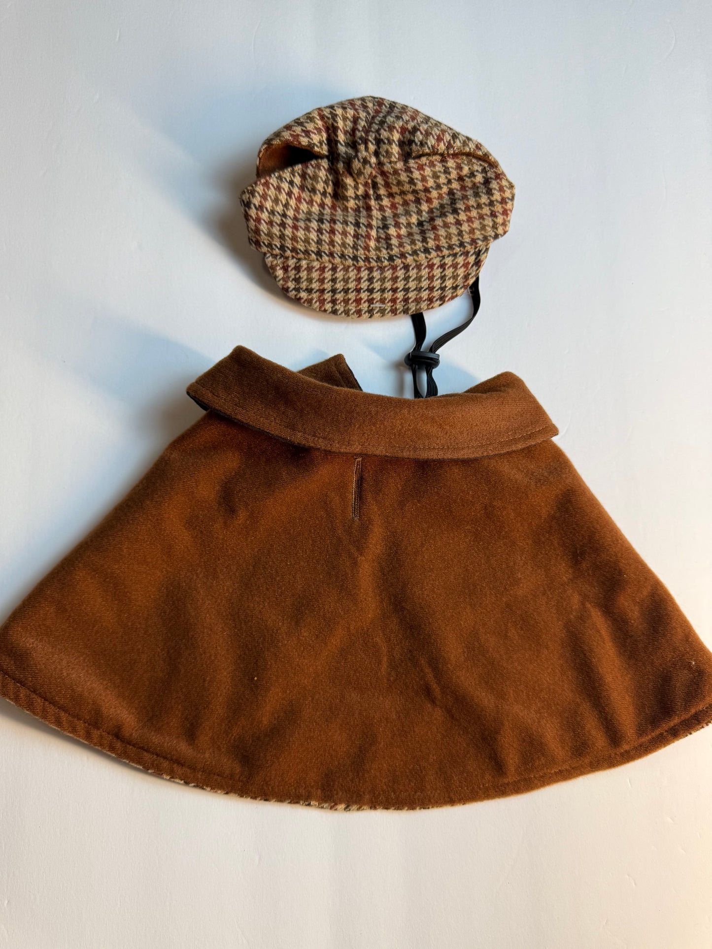 Reversible Classic Capelet