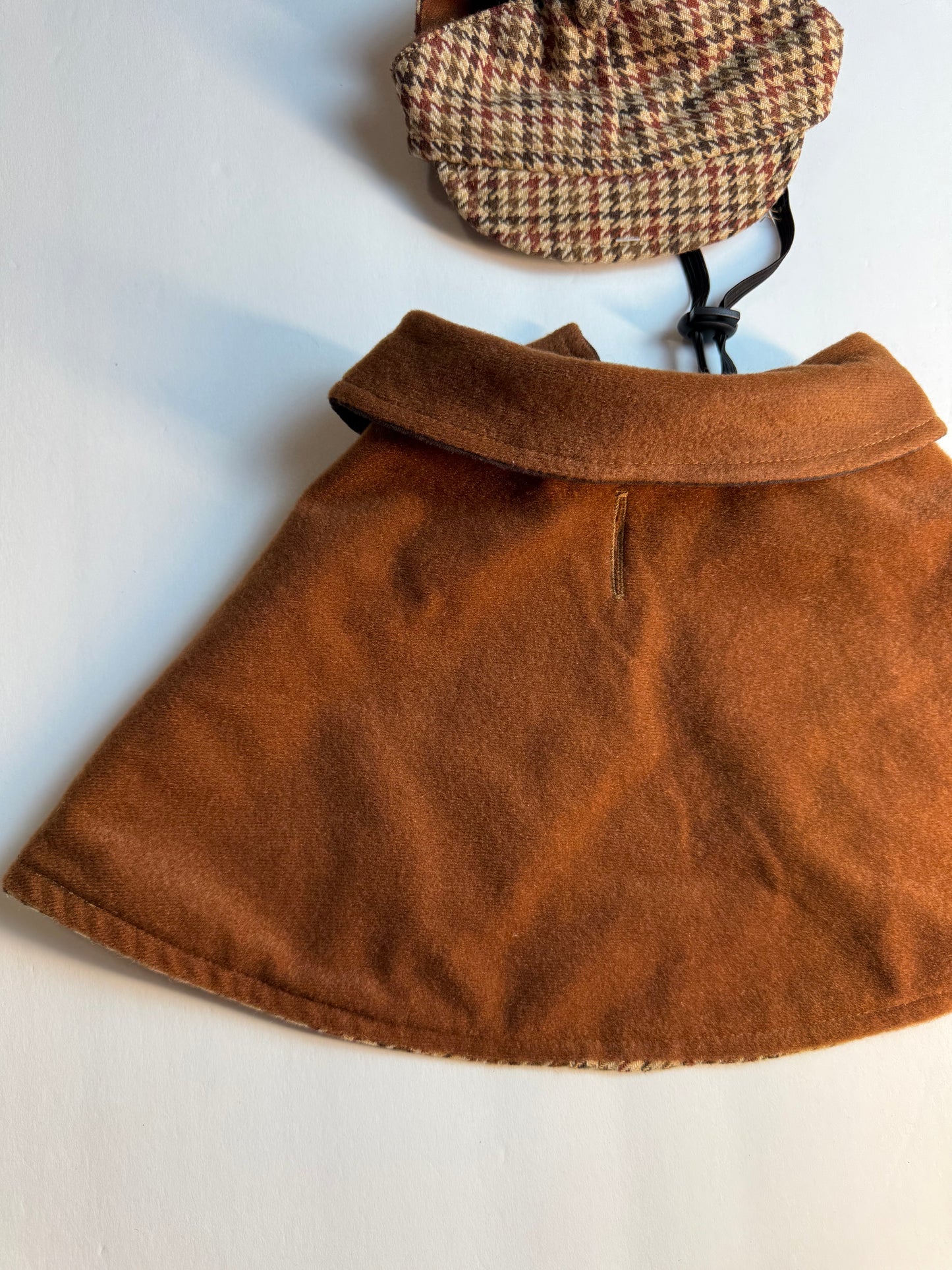 Reversible Classic Capelet