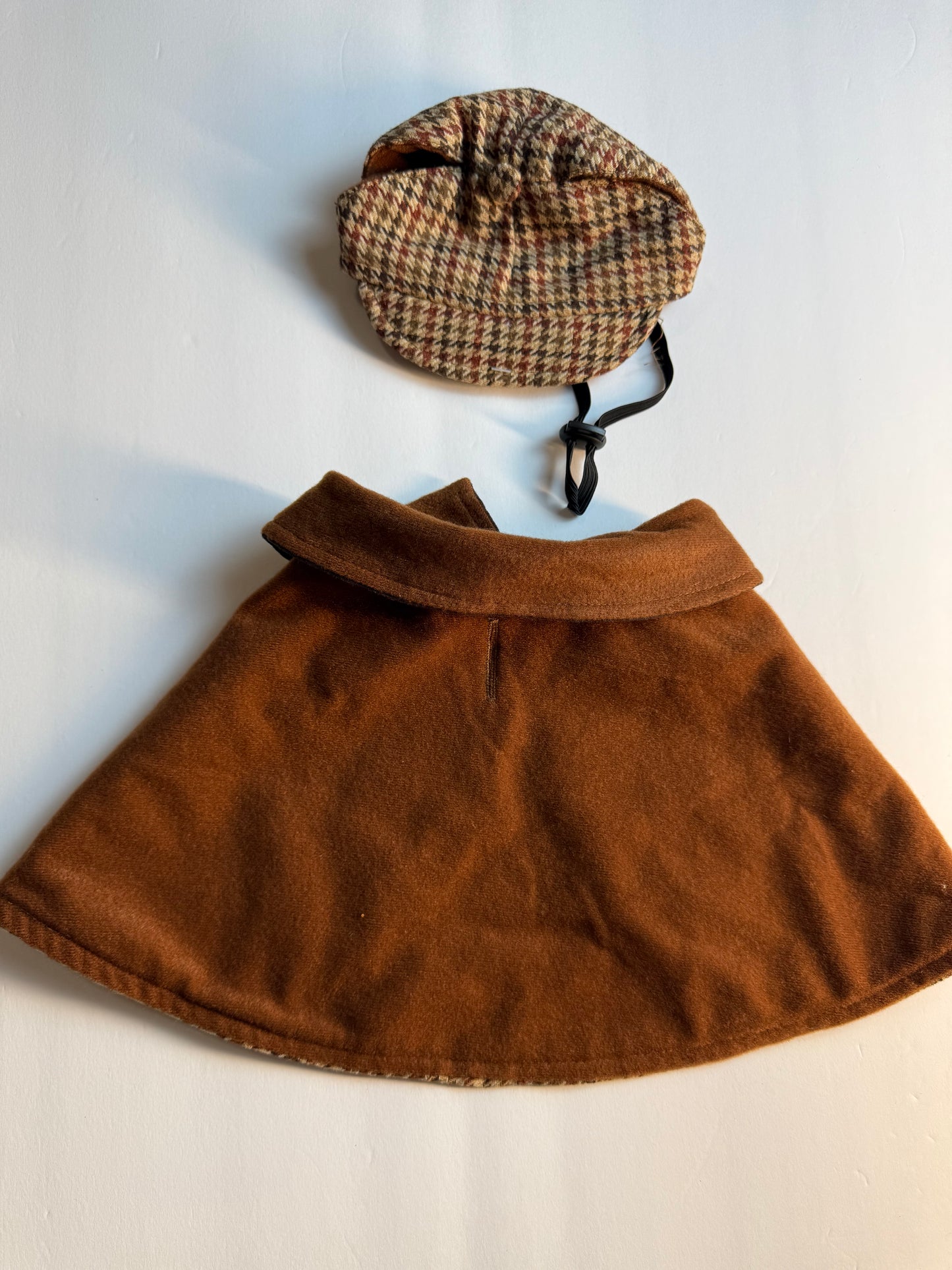 Reversible Classic Capelet